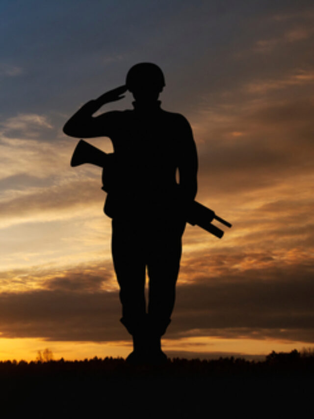 Silhouette,Of,A,Soldiers,Against,The,Sunrise.,Concept,-,Protection,